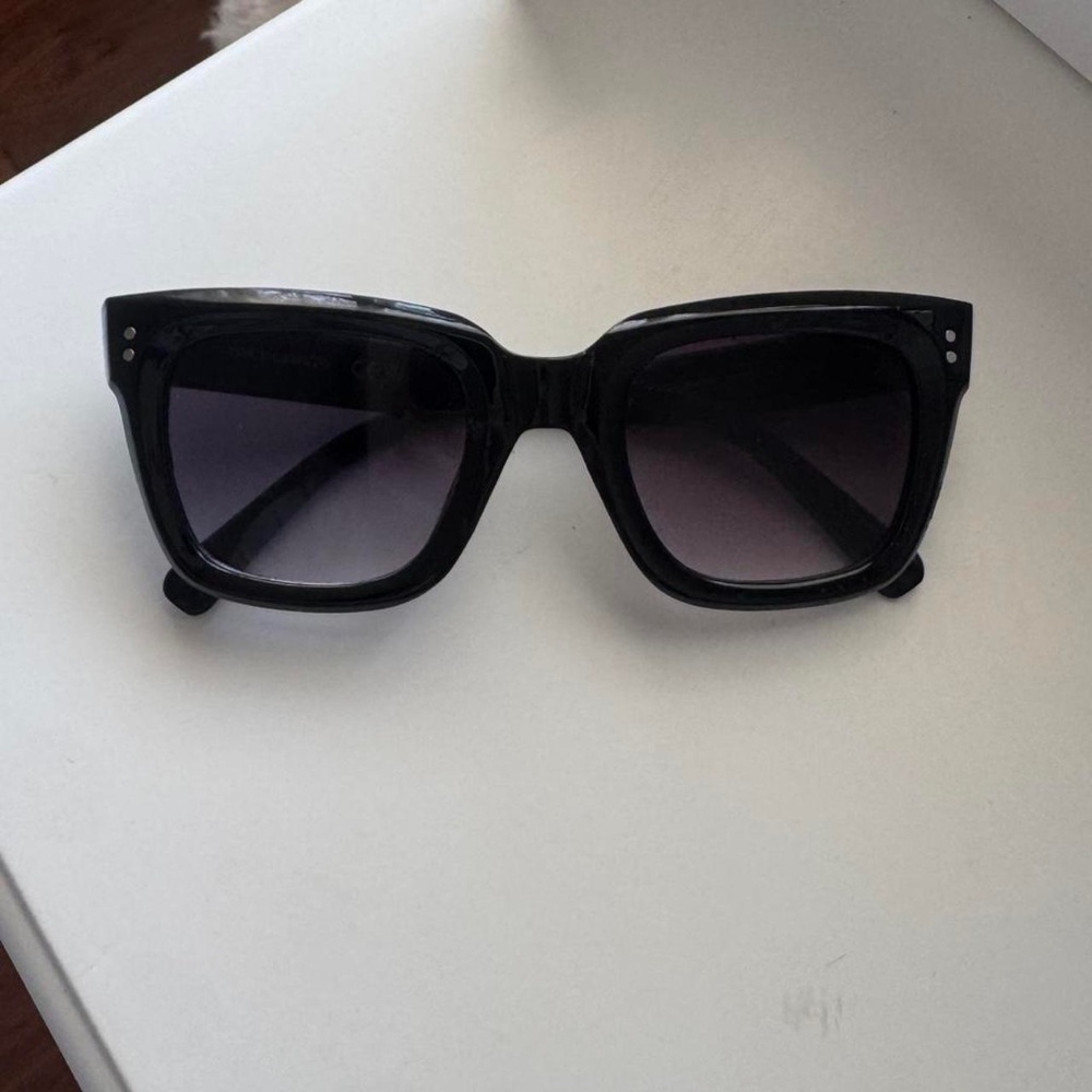 Vince Camuto Sunglasses